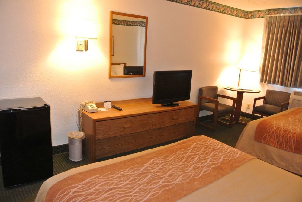 Quality Inn Ozark-Springfield South Zewnętrze zdjęcie